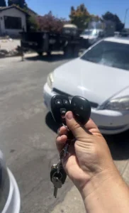 Remote head key for a sedan